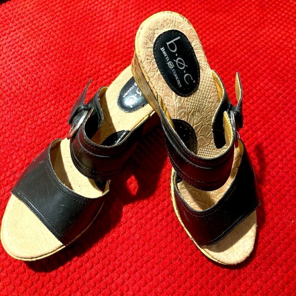 BOC Sz 9 Born of Concept Wedge Sandals Comfortable Style 2.5” Height
